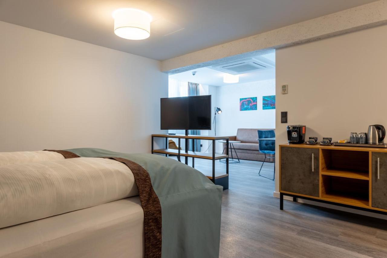 Hotel Trip & 4*